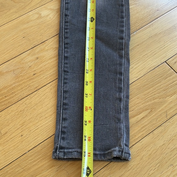 Levi’s Skinny Slight Curve - Picture 5 of 11
